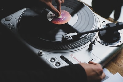 Play with black and white vinyl record player
